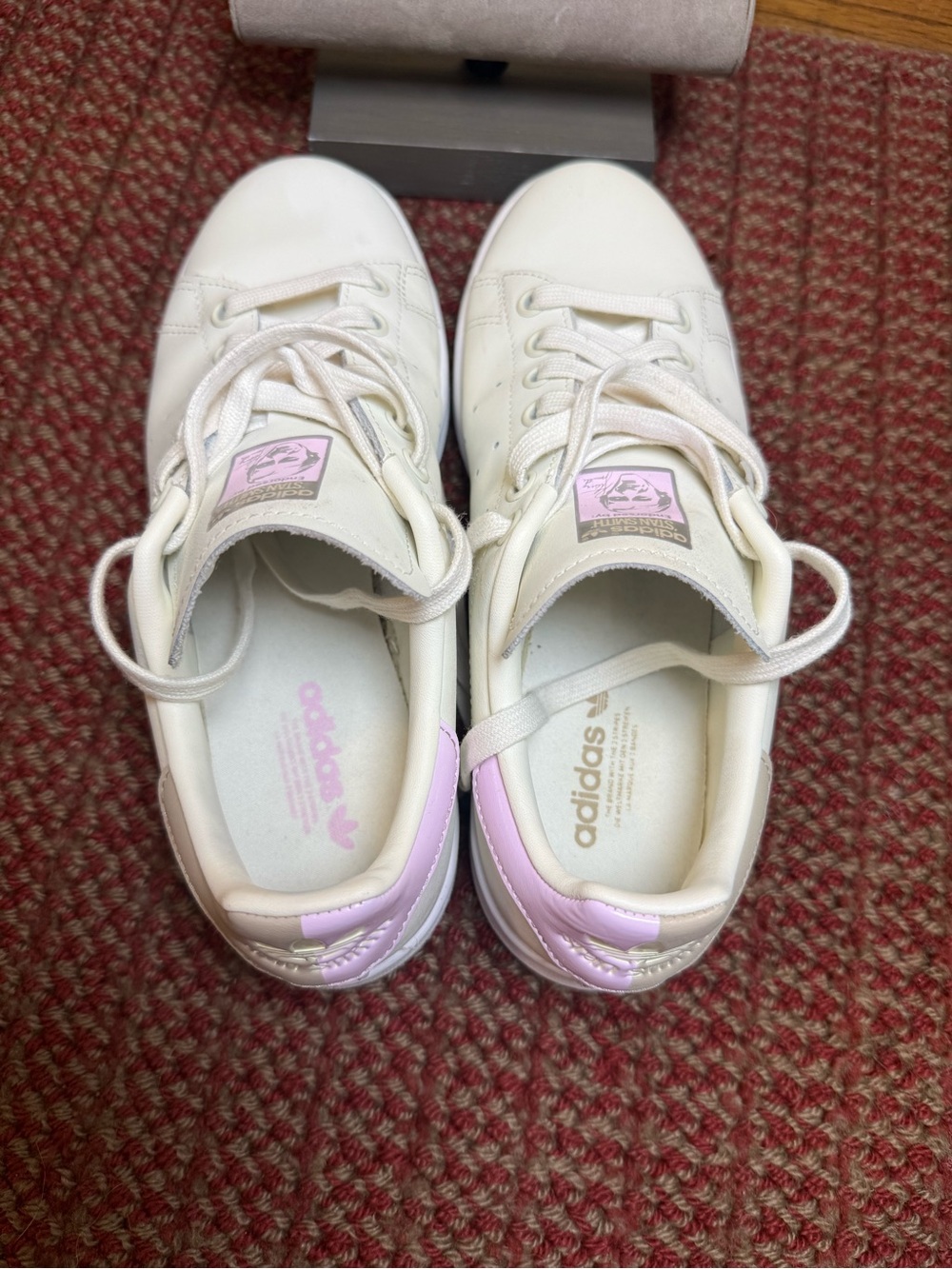 adidas Stan Smith womens Sneakers in Cream with Pink Heel Tabs - Picture 6 of 11